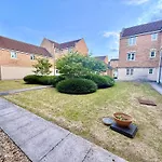 Nova1 Stylish Cosy 1Br By Altoluxo Short Lets Serviced Accommodation With Free Wifi & Parking